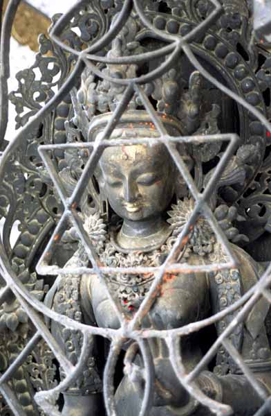 http://forum.noblerealms.org/pics/555_swayambhu.jpg